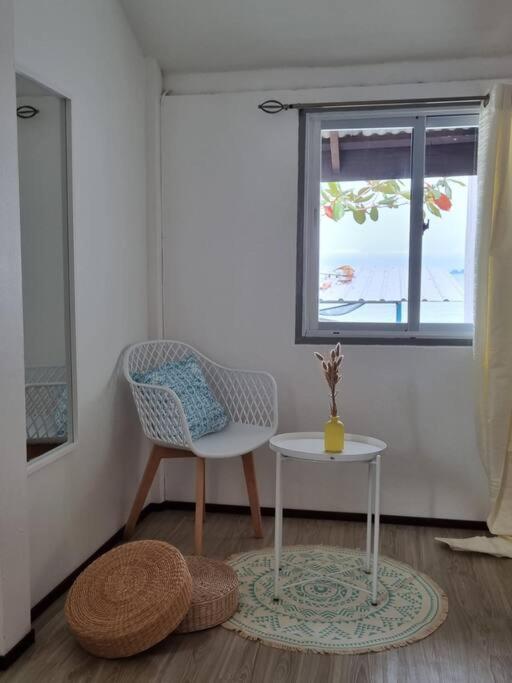 Kapila - Beachfront Villa *